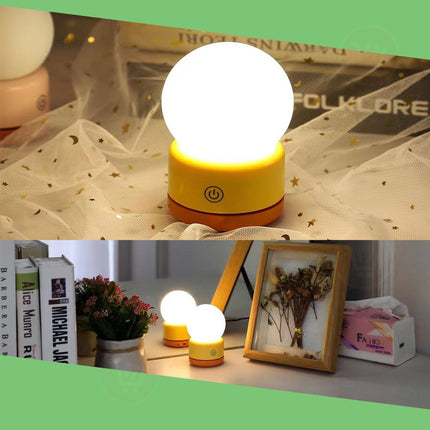 تيبل لامب صغير بـ(إضائتين) تعمل بالشحن Small table lamp with (two lights)